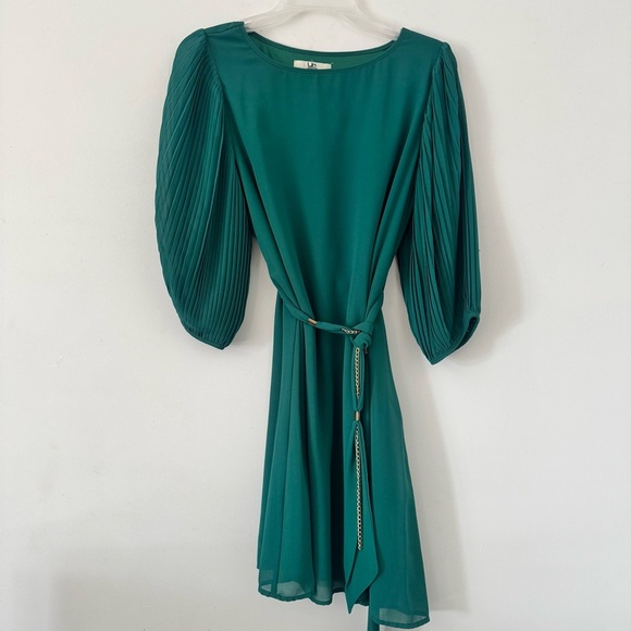 Ya Los Angeles Silk Dress in Green Size Medium - Picture 1 of 3